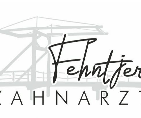 Logo der Zahnarztpraxis "Fernztjer", mit einer stilisierten Brücke im Hintergrund.